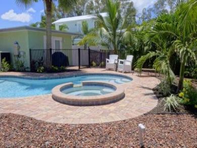 Anna Maria Island One Bedroom One Bathroom Duplex