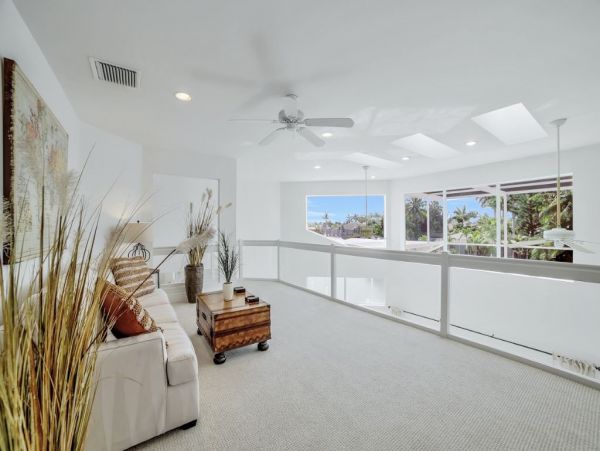 Stunning Marco Island Luxury Vacation Rental Home Sleeps 10