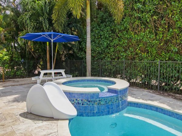 Captiva Island Luxury 5 Bedroom Pool Home Walk To Beach