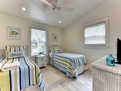 Twin Bedroom