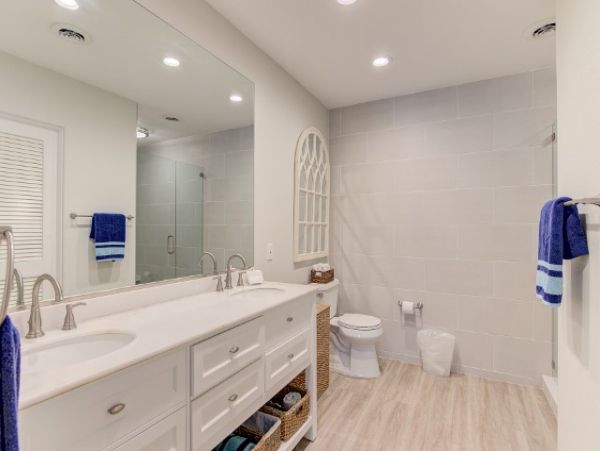 Siesta Key Value Priced Four Bedroom Vacation Home