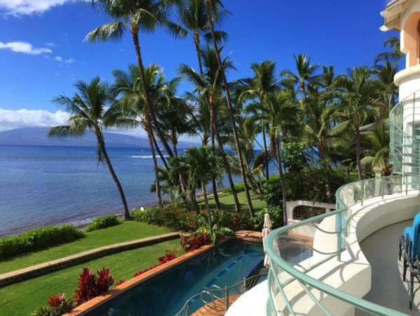 Luxury 5 Bedroom Home with Full Ocean View.