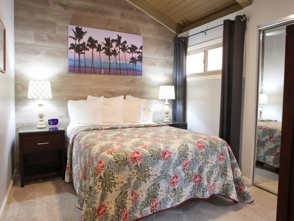 Lovely 2 Bedroom Vacation Condo in Kihei Full Ocean Views