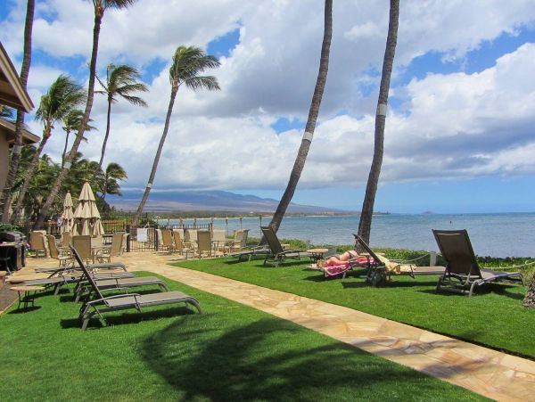 Lovely 2 Bedroom Vacation Condo in Kihei Full Ocean Views