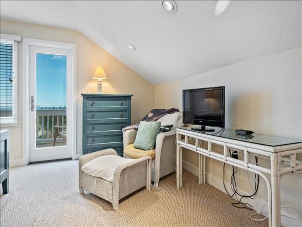 Luxury Boca Grande Beachfront End Unit Townhome Gulf Views