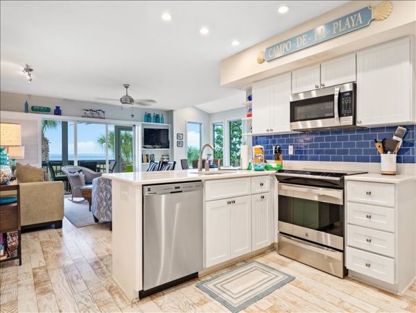 Luxury Boca Grande Beachfront End Unit Townhome Gulf Views