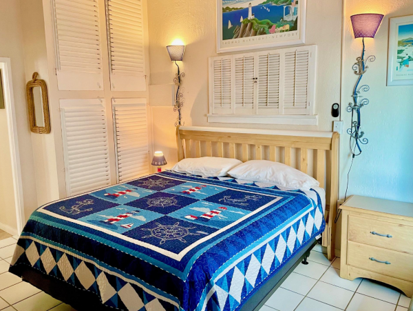 Mission Beach Value Rental with Five Bedrooms