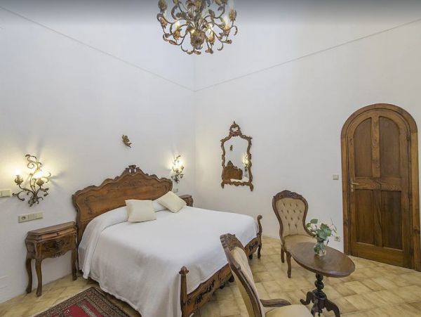 Positanos Most Sought After Villa Rental with Five Bedrooms