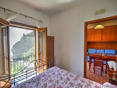 Luxury Rental With Spectacular Outdoor Grounds Views