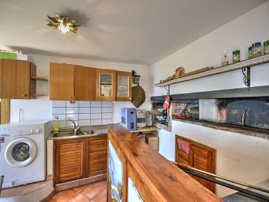 Luxury Rental With Spectacular Outdoor Grounds Views