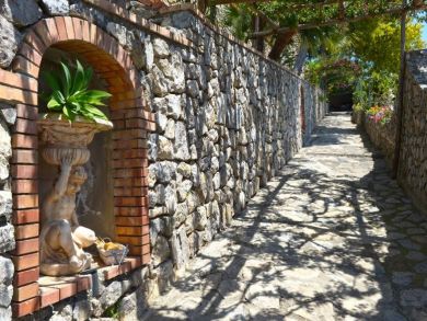 Luxury Positano Five Bedroom Villa For Rent