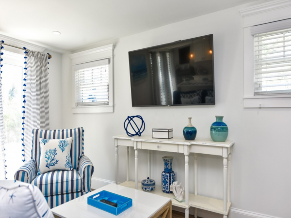 Siesta Key 2 Bedroom Home With Private Pool Sleeps 8