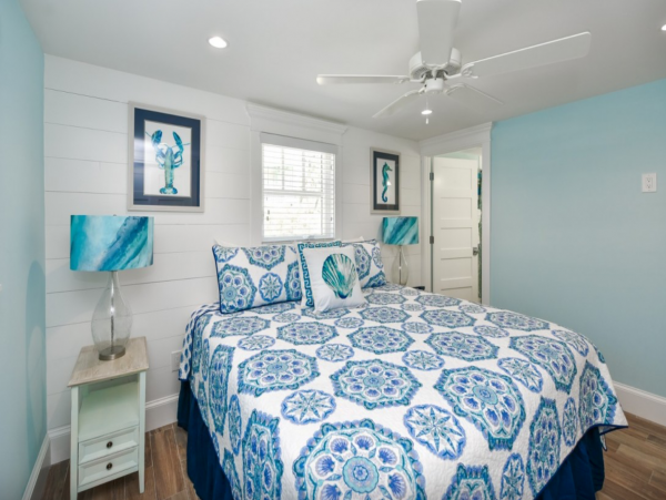 Siesta Key 2 Bedroom Home With Private Pool Sleeps 8