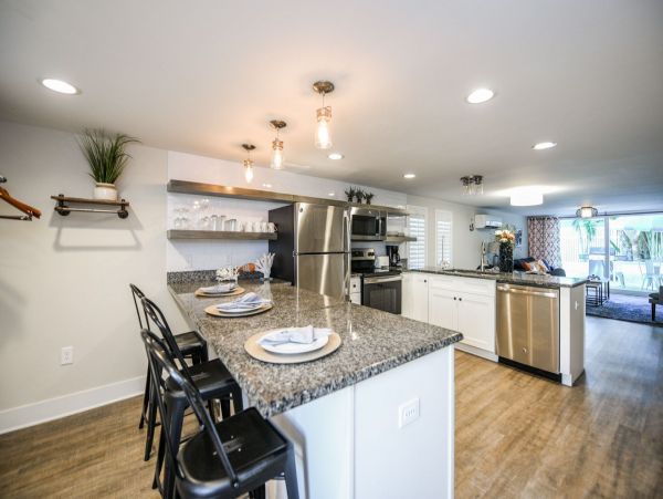 Two Bedroom Vacation Duplex Step to Beach and Village Area