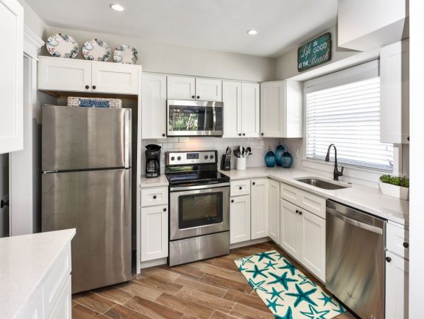 Siesta Key Spacious Luxury Vacation Home - Sleeps 12 Guests