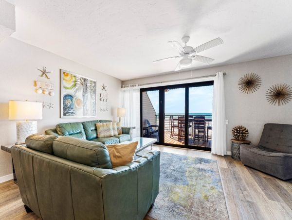 Siesta Key Vacation Condo with 4 Bedrooms BEACHFRONT