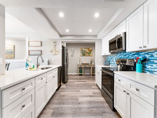 Siesta Key Vacation Condo with 4 Bedrooms BEACHFRONT