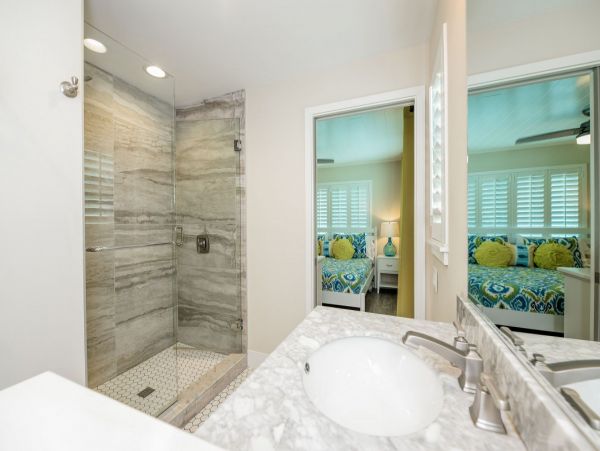 Beautiful 3 Bedroom Siesta Key Home Steps to Beach