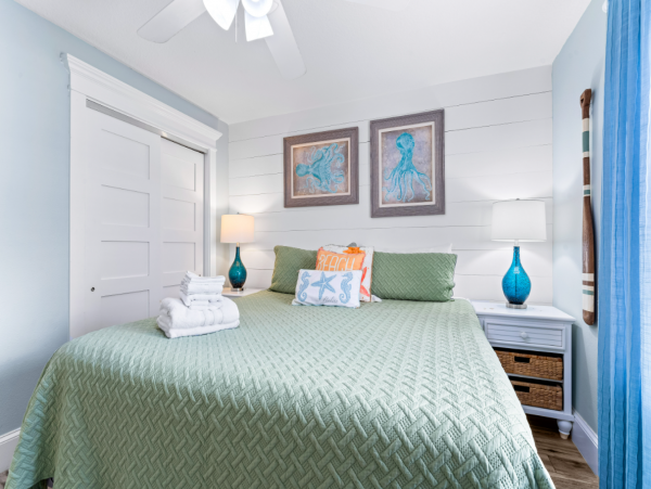 Beachfront Siesta Key Rental with Stunning Sunset Views