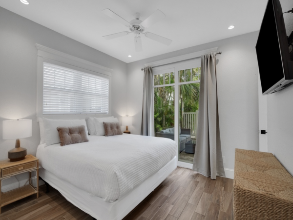 Siesta Key Vacation Rental with Pool Luxury 5-Bed Beach House