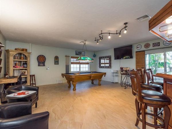 Anna Maria Island Three Bedroom Home for Rent- Vacation Pool