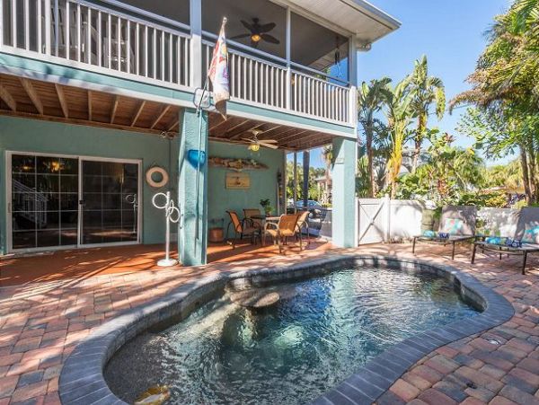 Anna Maria Island Three Bedroom Home for Rent- Vacation Pool
