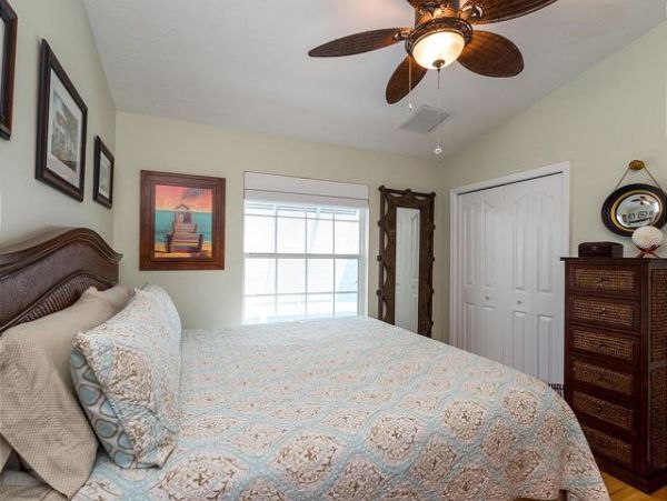 Anna Maria Island Three Bedroom Home for Rent- Vacation Pool