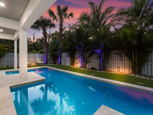 Anna Maria Island Luxury Four Bedroom Vacation Home