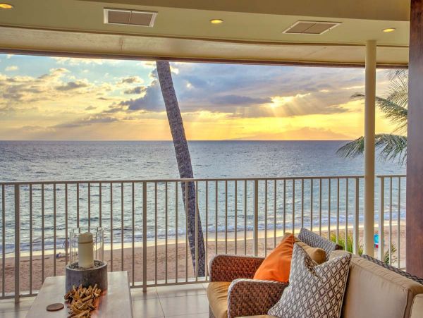 Luxury 5 Bedroom Penthouse Maui Largest Beachfront