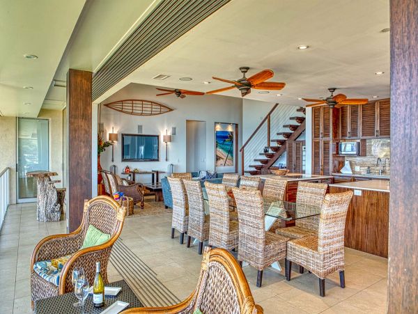 Luxury 5 Bedroom Penthouse Maui Largest Beachfront