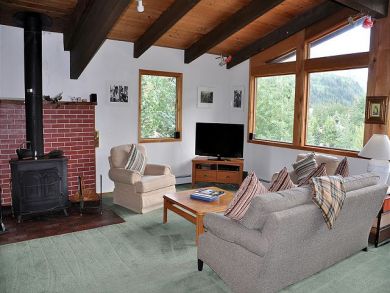 Vail Four Bedroom Ski Vacation Home at a Great Price Vail Four Bedroom Ski Vacation Home at a Great Price