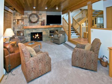 Vail 4 Bedroom Vacation Home Rental Sleeps 11