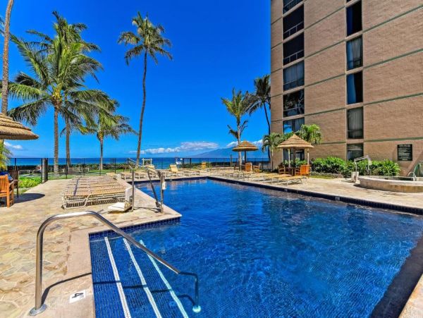 Luxury Pacific Views in Kaanapali Rental - One of the Best!