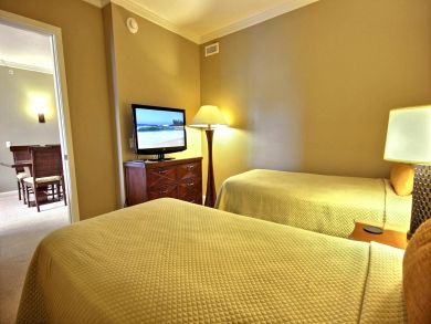 Vacation in Kaanapali & Love this Beachfront Rental Condo!