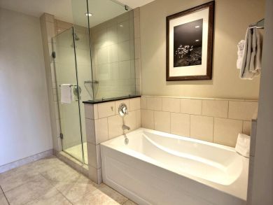 Vacation in Kaanapali & Love this Beachfront Rental Condo!