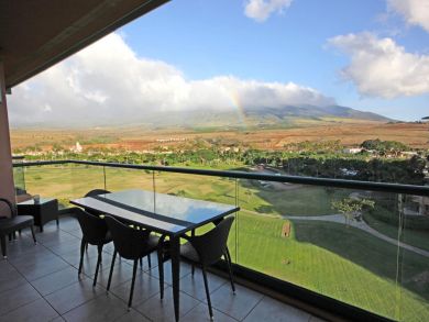 Vacation in Kaanapali & Love this Beachfront Rental Condo!