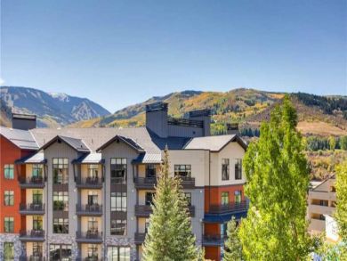 Wonderful 3 Bedroom Avon Ski Retreat
