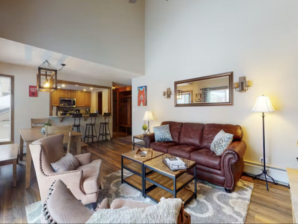 Vail Three Bedroom Well Appointed Ski Condo Sleeps 8