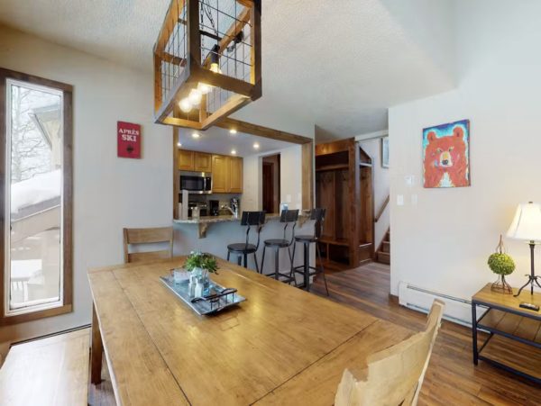 Vail Three Bedroom Well Appointed Ski Condo Sleeps 8