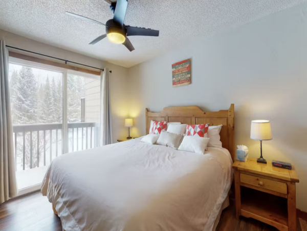 Vail Three Bedroom Well Appointed Ski Condo Sleeps 8
