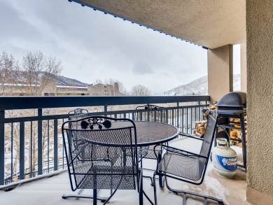 Gold Rated 3 Bedroom Avon Ski Property