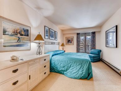 Gold Rated 3 Bedroom Avon Ski Property