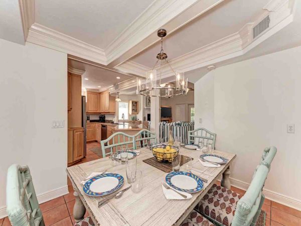 So Close to an Actual Anna Maria Island Beach House Sleeps 8