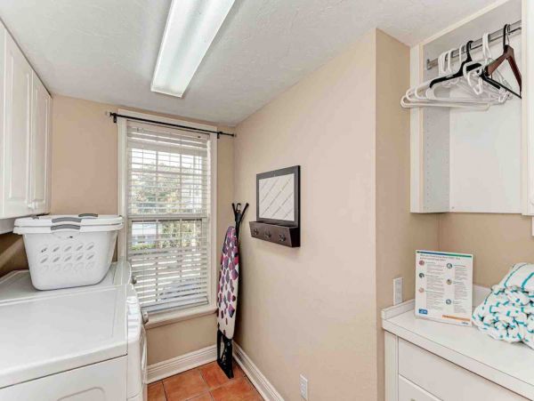 So Close to an Actual Anna Maria Island Beach House Sleeps 8