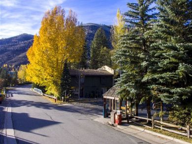 West Vail Townhome on shuttle route West Vail Townhome on shuttle route