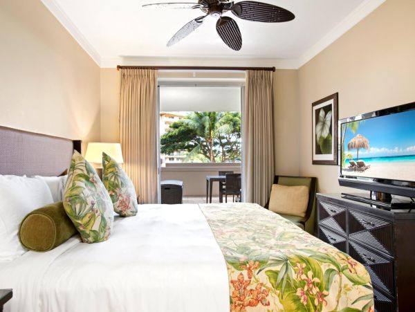 Beyond Stunning Kaanapali Vacation Condo!