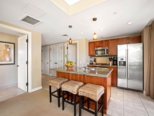 Beyond Stunning Kaanapali Vacation Condo!