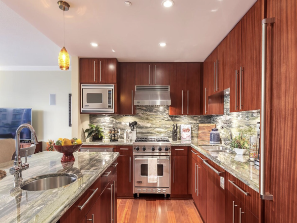 Stunning Kaanapali Luxury Vacation Rental Condo Sleeps 8