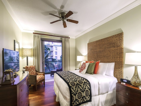 Stunning Kaanapali Luxury Vacation Rental Condo Sleeps 8