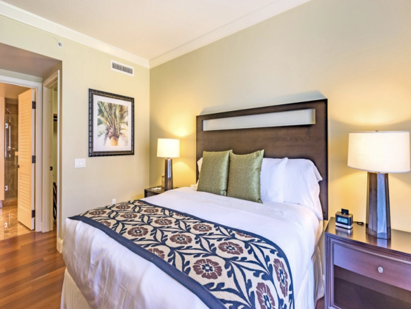 Stunning Kaanapali Luxury Vacation Rental Condo Sleeps 8